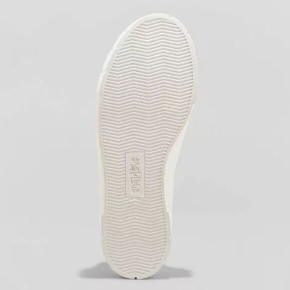 NWT platform canvas sneakers - Picture 7 of 7